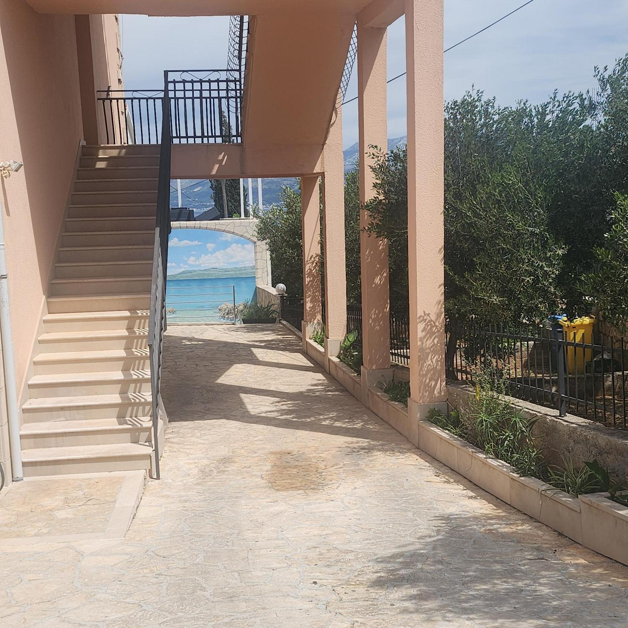 Rooms & Studio Villa Tatjana Supetar Exteriér fotografie