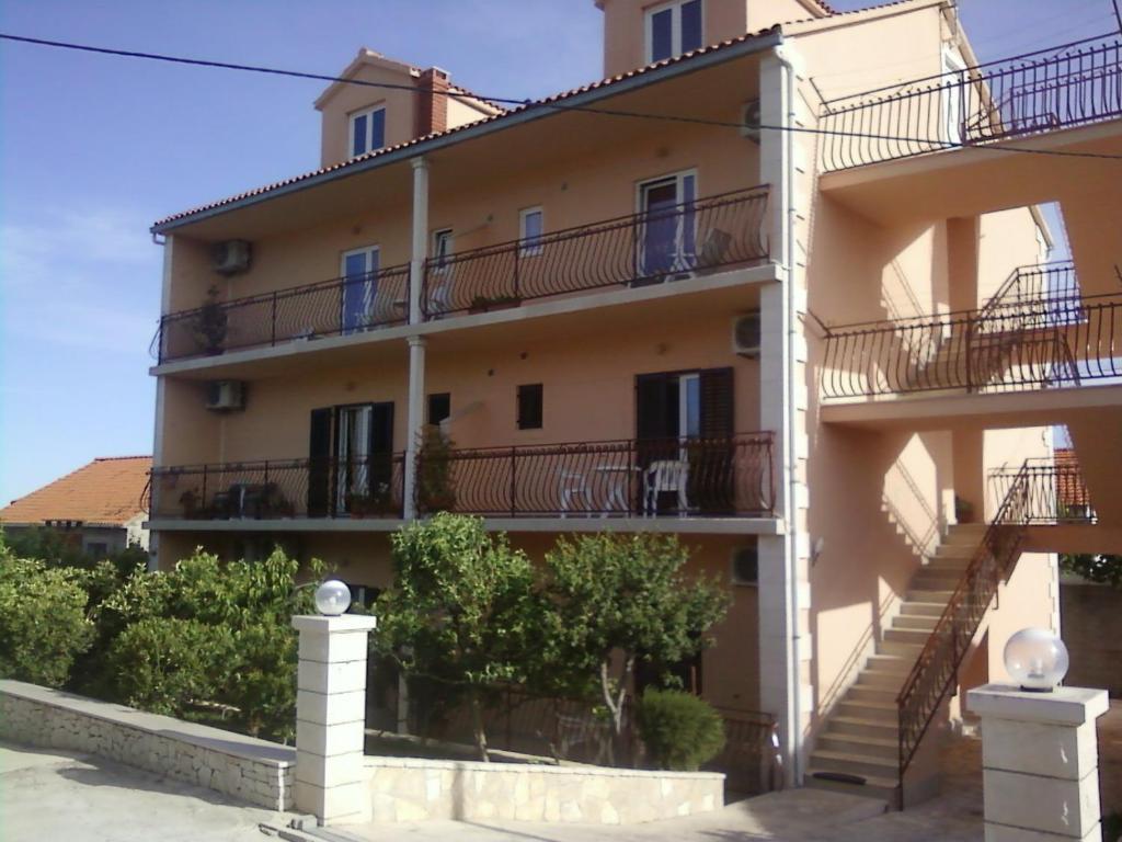 Rooms & Studio Villa Tatjana Supetar Exteriér fotografie
