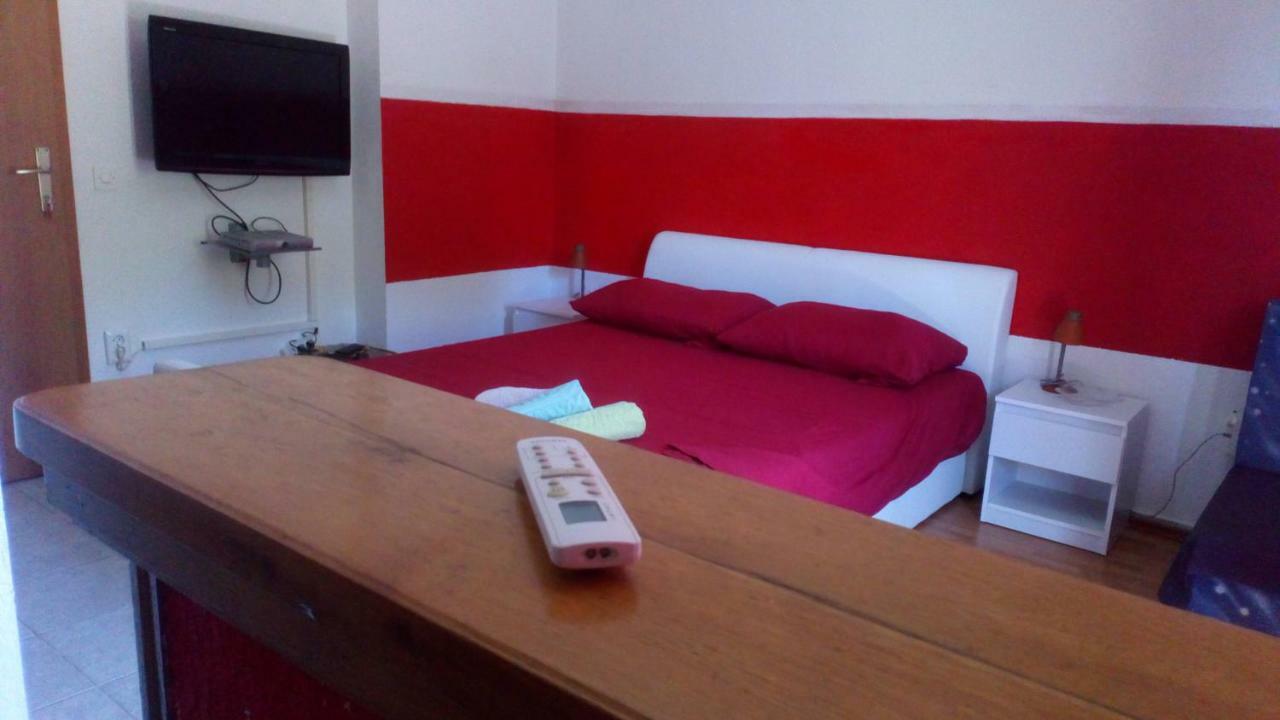 Rooms & Studio Villa Tatjana Supetar Exteriér fotografie