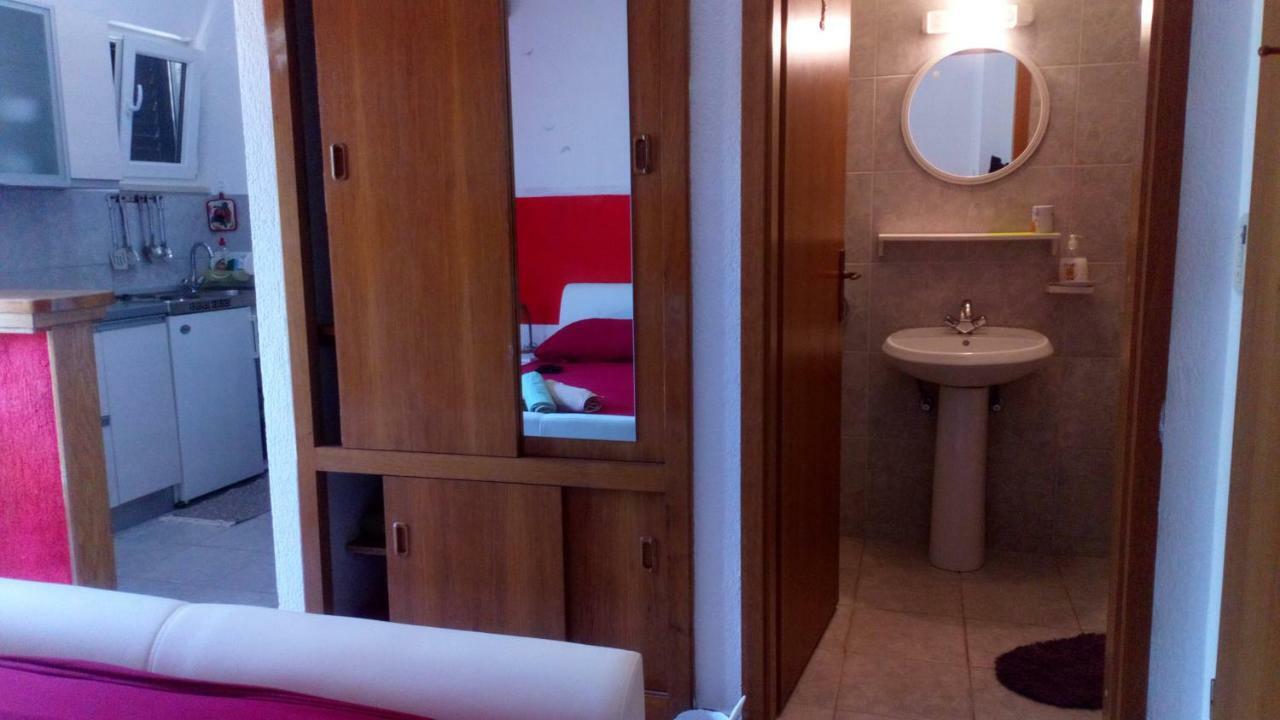 Rooms & Studio Villa Tatjana Supetar Exteriér fotografie